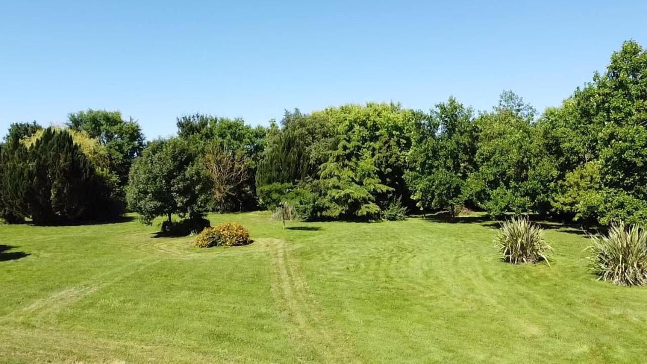 Le Gite De La Riviere - Samatan Exterior photo